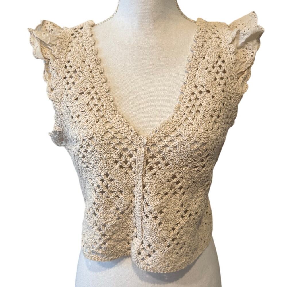 Forever 21 Cropped Crochet Flutter Sleeve Top Beige M